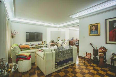 Sala de casa à venda com 3 quartos, 300m² em Planalto Paulista, São Paulo