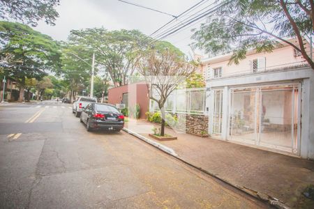 Fachada de casa à venda com 3 quartos, 300m² em Planalto Paulista, São Paulo