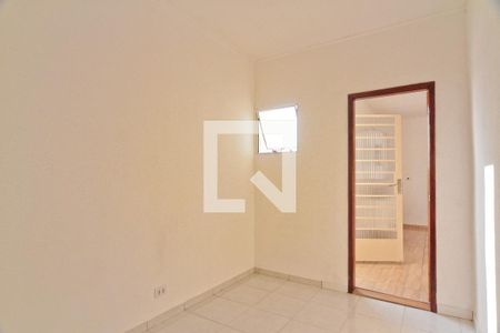 Quarto de casa para alugar com 1 quarto, 50m² em Vila Zat, São Paulo