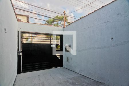 Casa para alugar com 50m², 1 quarto e 1 vaga Casa para alugar com 50m², 1 quarto e 1 vagaGaragem
