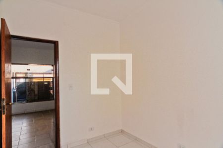 Quarto de casa para alugar com 1 quarto, 50m² em Vila Zat, São Paulo