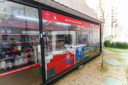 Apartamento para alugar com 33m², 2 quartos e sem vaga Apartamento para alugar com 33m², 2 quartos e sem vagaMercado