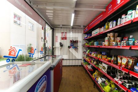 Apartamento para alugar com 33m², 2 quartos e sem vaga Apartamento para alugar com 33m², 2 quartos e sem vagaMercado