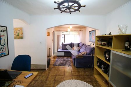 Sala de casa para alugar com 2 quartos, 150m² em Vila Carmosina, São Paulo