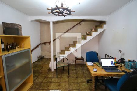 Sala  de casa para alugar com 2 quartos, 150m² em Vila Carmosina, São Paulo