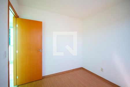 Quarto 2 de apartamento para alugar com 2 quartos, 43m² em Vila Lage, São Gonçalo