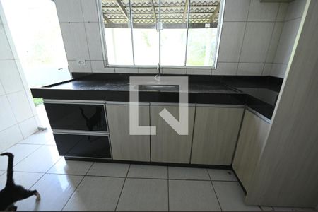 Cozinha de casa para alugar com 3 quartos, 120m² em Residencial Recanto do Bosque, Goiânia