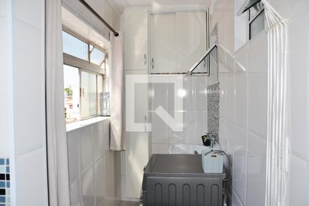 Apartamento à venda com 67m², 2 quartos e 1 vagaÁrea de serviço 