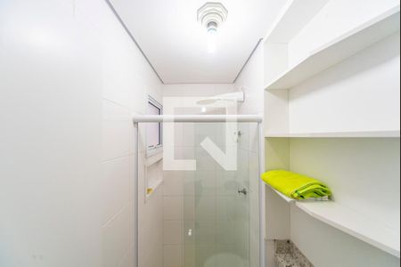 Banheiro de apartamento à venda com 2 quartos, 110m² em Vila Pires, Santo André