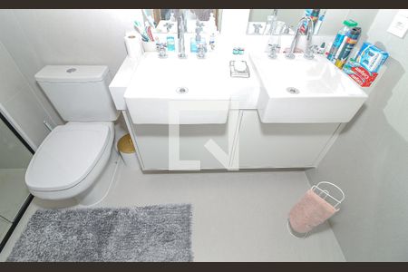 Apartamento à venda com 93m², 2 quartos e 2 vagasBanheiro da Suíte 2