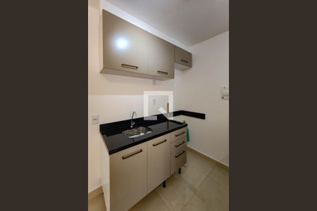 Sala e Cozinha de apartamento para alugar com 1 quarto, 31m² em Vila Sonia, São Paulo