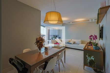 Sala de apartamento à venda com 3 quartos, 128m² em Serra, Belo Horizonte