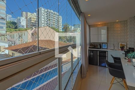Sala de apartamento à venda com 3 quartos, 128m² em Serra, Belo Horizonte