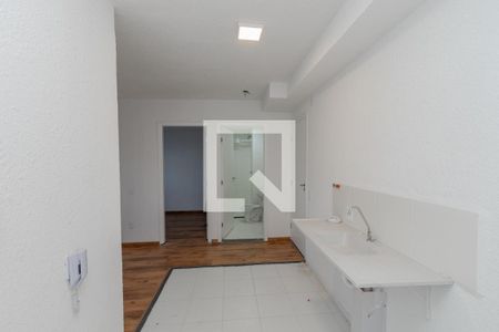 Cozinha de apartamento para alugar com 2 quartos, 38m² em Jardim Promissão, São Paulo