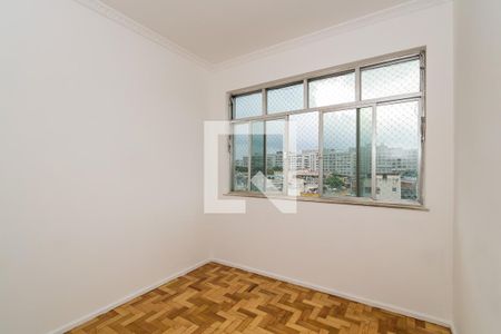 Quarto 1 de apartamento para alugar com 2 quartos, 52m² em Olaria, Rio de Janeiro