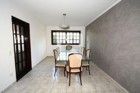 Sala de Jantar de casa à venda com 4 quartos, 240m² em Jardim Campo Grande, São Paulo
