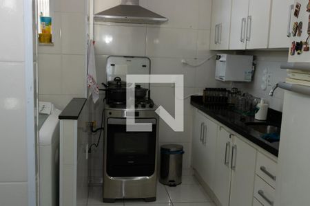 Apartamento para alugar com 150m², 4 quartos e 1 vaga Apartamento para alugar com 150m², 4 quartos e 1 vagaCozinha