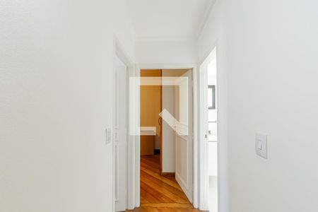Corredor de apartamento para alugar com 2 quartos, 70m² em Cambuci, São Paulo