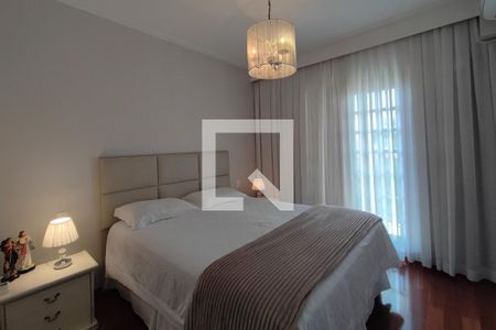 Casa de condomínio para alugar com 300m², 4 quartos e 3 vagasQuarto Suíte 2