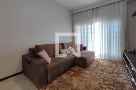 Sla de TV de casa de condomínio para alugar com 4 quartos, 300m² em Jardim Paranapanema, Campinas