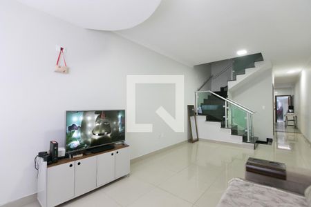 Sala de casa à venda com 3 quartos, 103m² em Vila Taquari, São Paulo