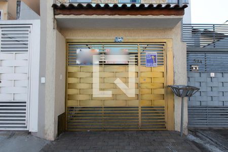 Casa à venda com 103m², 3 quartos e 2 vagasFachada 