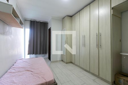 Casa à venda com 103m², 3 quartos e 2 vagasSuíte