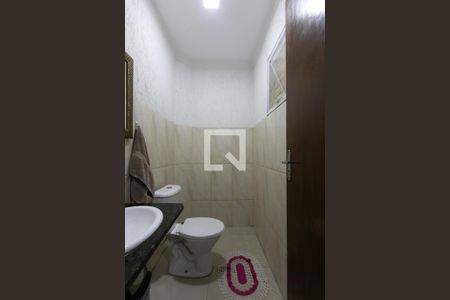 Lavabo  de casa para alugar com 3 quartos, 103m² em Vila Taquari, São Paulo