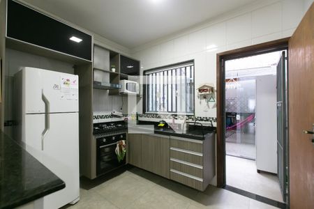 Casa à venda com 103m², 3 quartos e 2 vagasCozinha