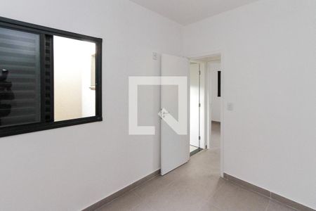 Quarto de apartamento para alugar com 2 quartos, 35m² em Chácara Mafalda, São Paulo