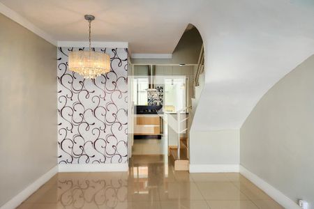 Sala de casa de condomínio para alugar com 3 quartos, 118m² em Demarchi, São Bernardo do Campo