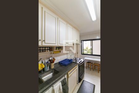 Apartamento à venda com 212m², 3 quartos e 3 vagas Apartamento à venda com 212m², 3 quartos e 3 vagasCozinha