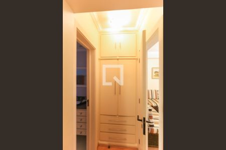 Apartamento à venda com 212m², 3 quartos e 3 vagas Apartamento à venda com 212m², 3 quartos e 3 vagasQuarto 1