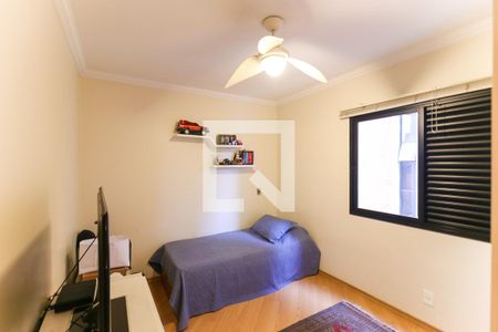 Apartamento à venda com 212m², 3 quartos e 3 vagas Apartamento à venda com 212m², 3 quartos e 3 vagasQuarto 1