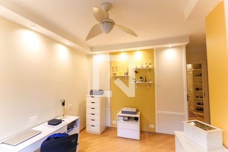 Apartamento à venda com 212m², 3 quartos e 3 vagas Apartamento à venda com 212m², 3 quartos e 3 vagasQuarto 3