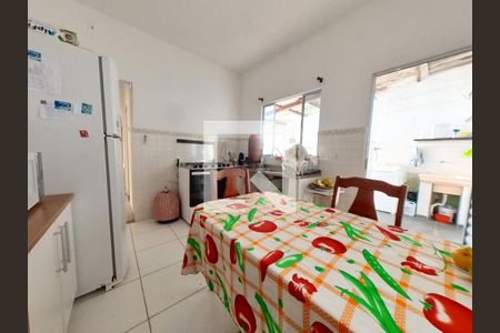 Casa à venda com 236m², 2 quartos e 5 vagasCozinha