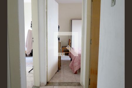 Casa à venda com 236m², 2 quartos e 5 vagasCorredor