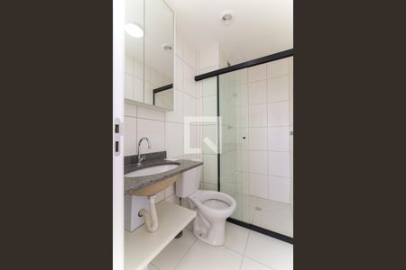 Banheiro de apartamento para alugar com 1 quarto, 31m² em Vila Sônia, São Paulo