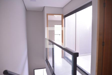 Escada de casa à venda com 3 quartos, 110m² em Vila Pires, Santo André