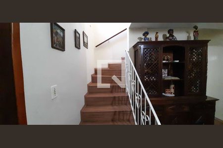 Casa à venda com 4 quartos, 169m² em Cidade das Flores, Osasco