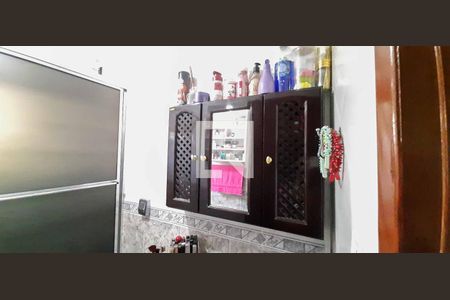 Casa à venda com 169m², 4 quartos e 2 vagas Casa à venda com 169m², 4 quartos e 2 vagasBanheiro da Suíte