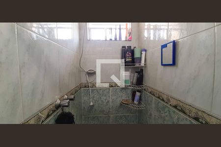 Casa à venda com 169m², 4 quartos e 2 vagas Casa à venda com 169m², 4 quartos e 2 vagasBanheiro Social