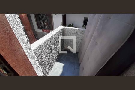 Casa à venda com 169m², 4 quartos e 2 vagas Casa à venda com 169m², 4 quartos e 2 vagasVaranda da Suíte