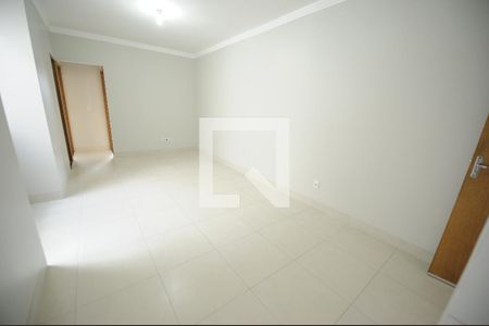 Apartamento para alugar com 2 quartos, 65m² em Vila Maria Dilce, Goiânia