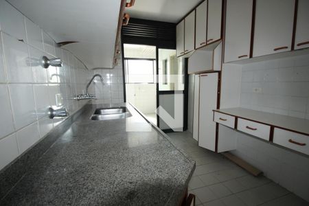 Apartamento à venda com 81m², 2 quartos e 1 vagaCozinha