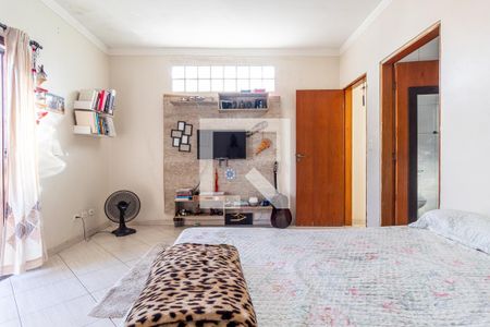 Casa para alugar com 250m², 3 quartos e 5 vagas Casa para alugar com 250m², 3 quartos e 5 vagasSuíte - Quarto