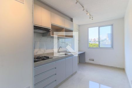 Sala/Cozinha de apartamento para alugar com 1 quarto, 24m² em Santo Amaro, São Paulo