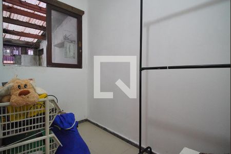 Casa à venda com 242m², 4 quartos e 1 vagaQuarto 2