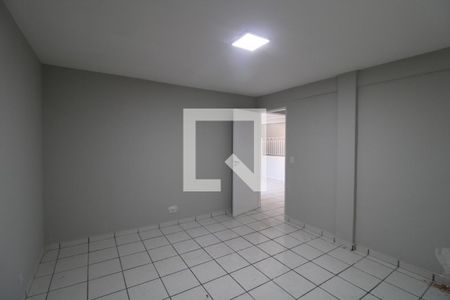 Quarto 1 de casa para alugar com 2 quartos, 90m² em Terceira Divisão de Interlagos, São Paulo