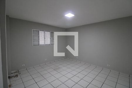 Quarto 1 de casa para alugar com 2 quartos, 90m² em Terceira Divisão de Interlagos, São Paulo